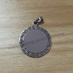 Personalized Round Necklaces w/ Pattern Edge