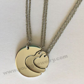 Custom Heart in One Round Necklaces Supplier