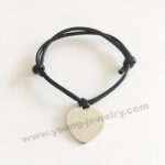 Adjustable black Rope w/ Heart Customized Bracelets Supplier