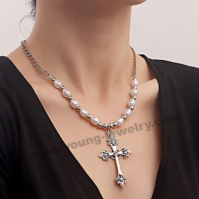 Retro Cross Multi-layer Simple Business Versatile Clavicle Necklace